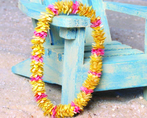 DinkyWorld: Miniature Hawaiian Lei